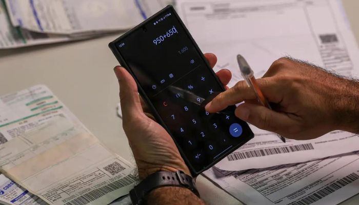 Endividamento aumenta entre as famílias em março